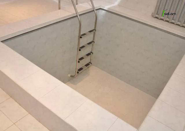 Երեք հարկանի քարե տուն Քեռու փողոցում Արաբկիրում, 610 ք.մ., 3+ սանհանգույց, կապիտալ վերանորոգված