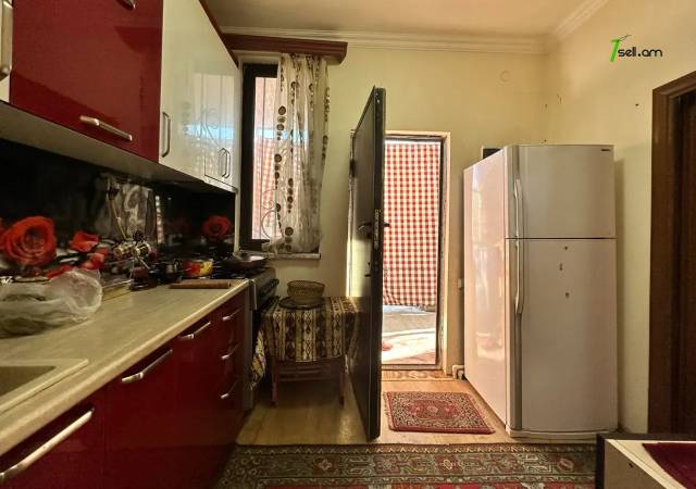 Մեկ հարկանի քարե տուն Սեբաստիայի փողոցում Մալաթիա Սեբաստիայում, 40 քմ, կապիտալ վերանորոգված