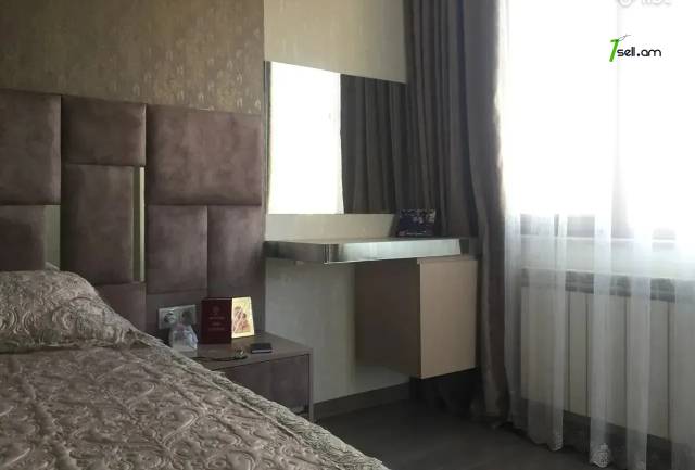 3 սենյականոց բնակարան Դրոյի փողոցում, 73 ք.մ., եվրովերանորոգված, քարե շենք