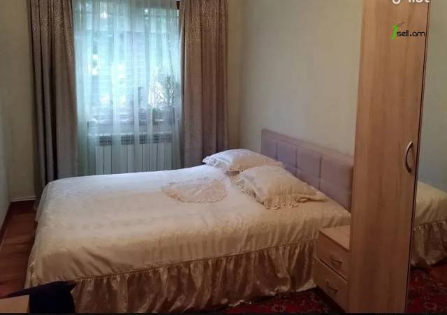 3 սենյականոց բնակարան Մոլդովական փողոցում, 67 քմ, 1/5 հարկ, կոսմետիկ վերանորոգում, քարե շենք