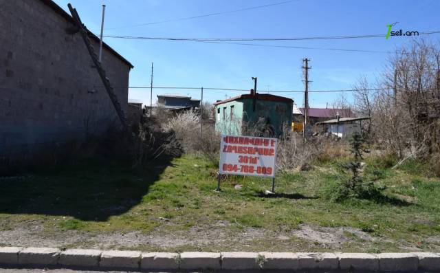 Հողատարածք բնակելի շինությունների համար, Ղուկասյան փողոցի 14-րդ և 15-րդ շարքեր Գյումրիում, 301 քմ
