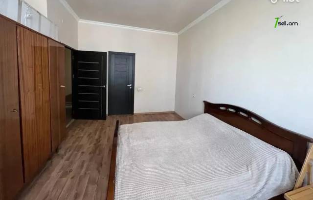 3 սենյականոց բնակարան նորակառույց շենքում Պարույր Սևակի փողոցում, 113 ք.մ., 2 սանհանգույց