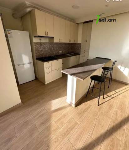 2 սենյականոց բնակարան, Նորաշեն թաղամաս, 61 ք.մ., 5/16 հարկ, կապիտալ վերանորոգված