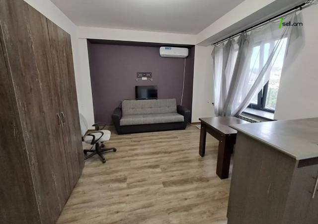 2 սենյականոց բնակարան նորակառույց շենքում Այվազովսկու փողոցում, 50 քմ, 2/4 հարկ, եվրովերանորոգված