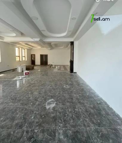 Բազմաֆունկցիոնալ գույք Շիրազի փողոցում Աջափնյակում, 600 քմ