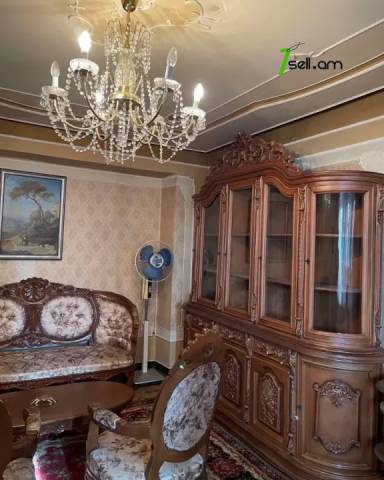 3 սենյականոց բնակարան Արամ Խաչատրյան փողոցում, 78 ք.մ., 2 սանհանգույց, 3/9 հարկ