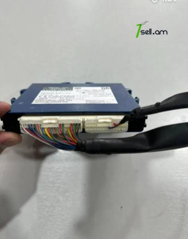 Հեռակառավարման համակարգի բլոկ / Smart Key Control Module, Toyota Prius, 2009թ, Օրիգինալ պահեստամաս