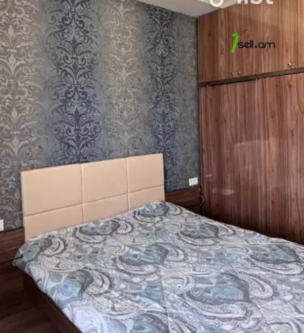 2 սենյականոց բնակարան նորակառույց շենքում, Ծիծեռնակաբերդի խճուղի, 60 ք.մ., բարձր առաստաղներ