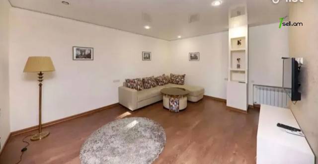 2 սենյականոց բնակարան, Komitas Ave, 48 քմ, 3/5 հարկ, կապիտալ վերանորոգված, քարե շենք