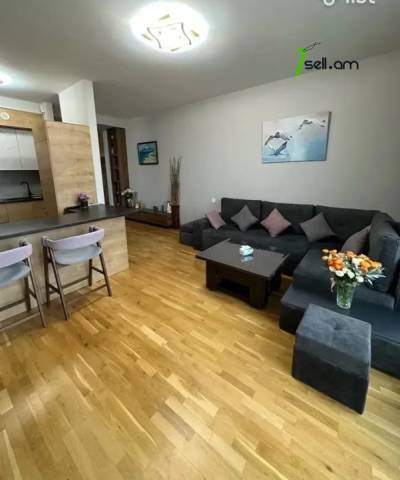 2 սենյականոց բնակարան նորակառույց շենքում Պարույր Սևակի փողոցում, 74 ք.մ., բարձր առաստաղներ