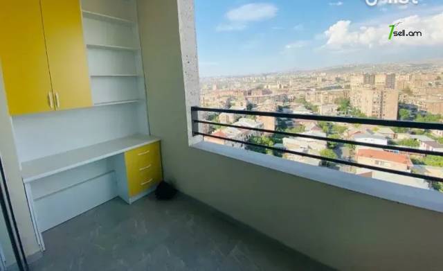 2 սենյականոց բնակարան նորակառույց շենքում Հայկ Հովսեփյան փողոցում, 70 ք.մ., բարձր առաստաղներ