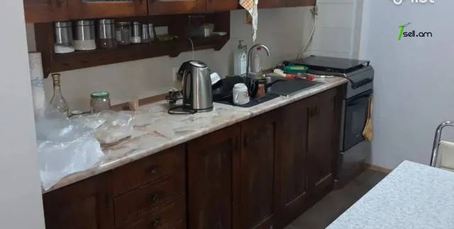 2 սենյականոց բնակարան Դրոյի փողոցում, 46 ք.մ., 3/9 հարկ, կապիտալ վերանորոգված