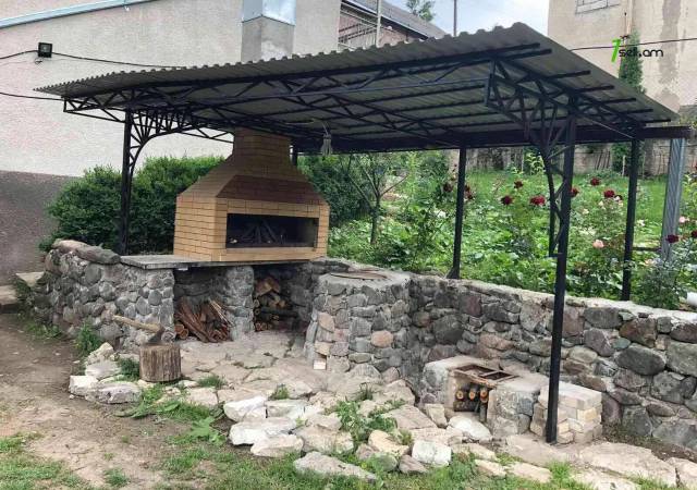 Հյուրանոց Ուսանողական փողոցում Դիլիջանում, 450 քմ