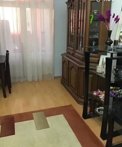 3 սենյականոց բնակարան Կոմիտասի պողոտայում, 70 ք.մ., բարձր առաստաղներ, եվրովերանորոգված, քարե շենք