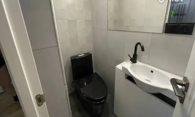 3 սենյականոց բնակարան Տիգրան Մեծի պողոտայում, 70 ք.մ., կապիտալ վերանորոգված, քարե շենք