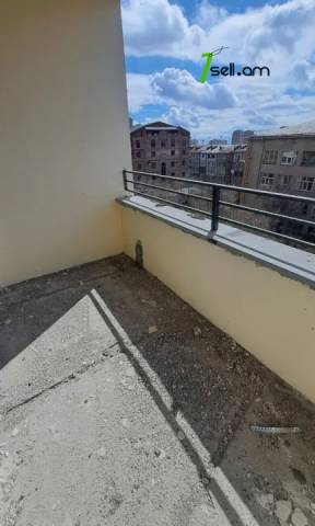 3 սենյականոց բնակարան նորակառույց շենքում Պարույր Սևակի փողոցում, 106 ք.մ., 3/14 հարկ