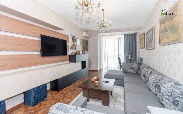 3 սենյականոց բնակարան նորակառույց շենքում Նաիրի Զարյան փողոցում, 113 ք.մ., բարձր առաստաղներ