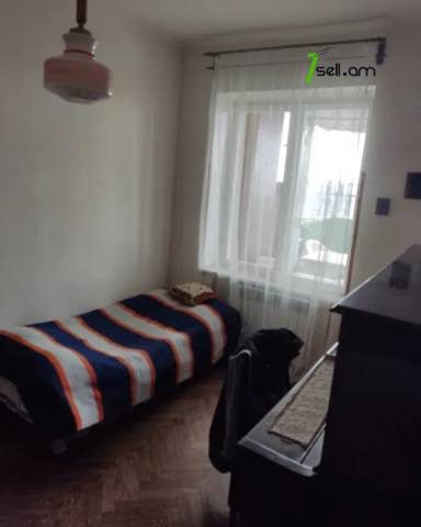 3 սենյականոց բնակարան Բաղրամյան պողոտայում, 115 ք.մ., 3/5 հարկ, քարե շենք