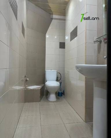 3 սենյականոց բնակարան Խորենացու փողոցում, 91 ք.մ., 2/9 հարկ, կապիտալ վերանորոգված