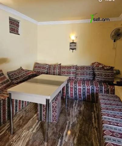 3 սենյականոց բնակարան Գորգագոծների փողոցում, 118 քմ, 1/5 հարկ, կապիտալ վերանորոգված, քարե շենք