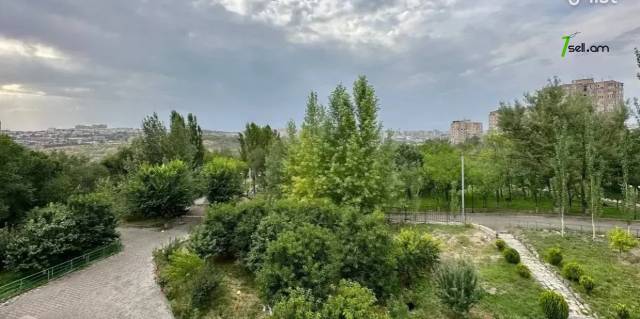 4 սենյականոց բնակարան նորակառույց շենքում Լվովյան փողոցում, 160 ք.մ., 2 սանհանգույց