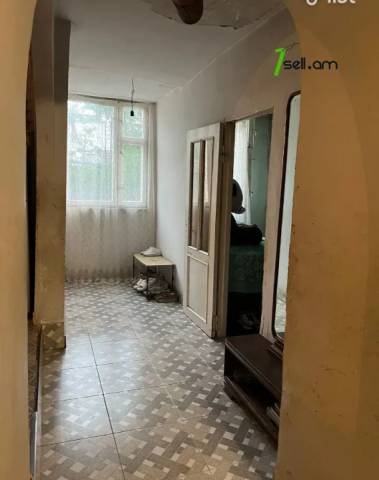 Մեկ հարկանի տուն Ուսուբ Բեկ Թեմուրյան փողոցում Քանաքեռ Զեյթունում, 73 քմ