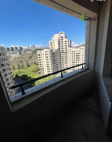 4 սենյականոց բնակարան նորակառույց շենքում Սերո Խանզադյան փողոցում, 133 քմ, 3+ սանհանգույց