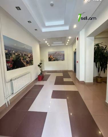 Ընդարձակ 4 սենյականոց բնակարան նորակառույց շենքում Աբովյան փողոցում, 225 քմ, 6/14 հարկ