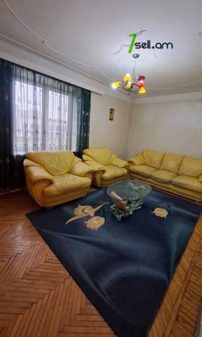 3 սենյականոց բնակարան Տիգրան Մեծի պողոտայում, 102 ք.մ., 2/5 հարկ, կապիտալ վերանորոգված, քարե շենք