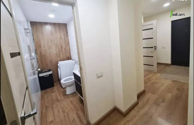 3 սենյականոց բնակարան Սարյան փողոցում, 92 քմ, 6/8 հարկ, 2 սանհանգույց