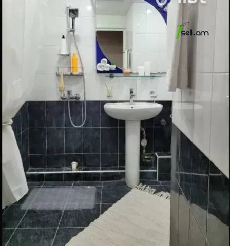 2 սենյականոց բնակարան Կոմիտասի պողոտայում, 50 ք.մ., կապիտալ վերանորոգված, քարե շենք