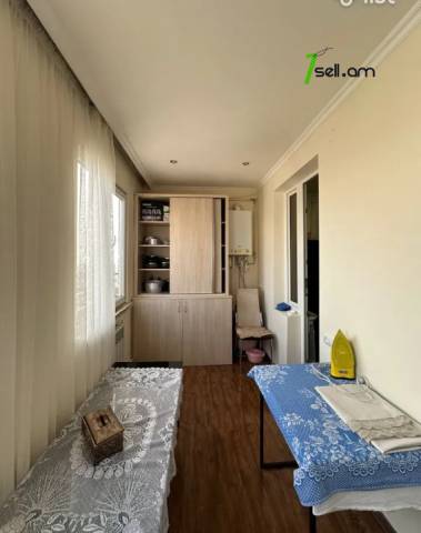 3 սենյականոց բնակարան Զաքարիա Քանաքեռցու փողոցում, 69 ք.մ., նախավերջին հարկ, եվրովերանորոգված