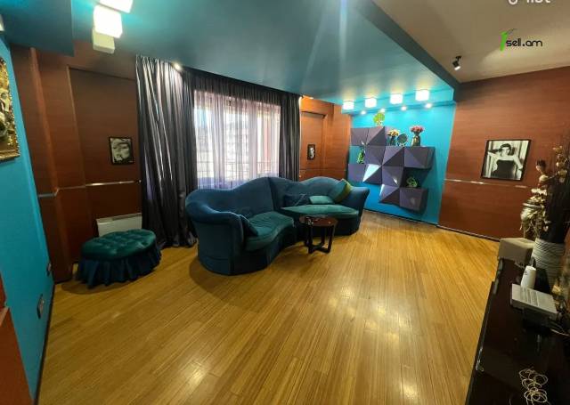 Ընդարձակ 5 սենյականոց բնակարան նորակառույց շենքում Հյուսիսային պողոտայում, 258 քմ, 5/8 հարկ