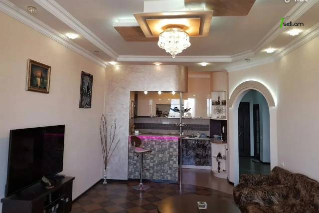 2 սենյականոց բնակարան նորակառույց շենքում Նաիրի Զարյան փողոցում, 74 քմ, 10/16 հարկ, բարձր առաստաղներ