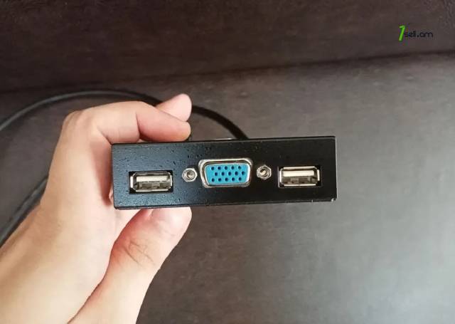 Բաժանարար D-Link KVM-221 2-портовый KVM-переключатель с портами VGA и USB