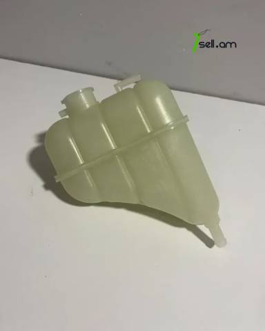 Infiniti Q50 Ռասշերիտելնի բաչոկ մեծ 3լ շարժիչ