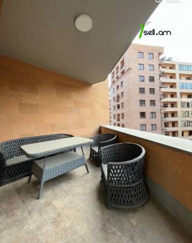 4 սենյականոց բնակարան նորակառույց շենքում Հյուսիսային պողոտայում, 180 ք.մ., 2 սանհանգույց