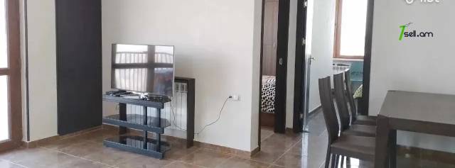 3 սենյականոց բնակարան նորակառույց շենքում Բագրևանդի փողոցում, 78 ք.մ., նախավերջին հարկ