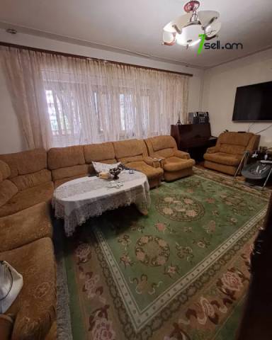 3 սենյականոց բնակարան, Դավթաշեն 1-ին թաղամաս, 78 ք.մ., 2/9 հարկ, կոսմետիկ վերանորոգում