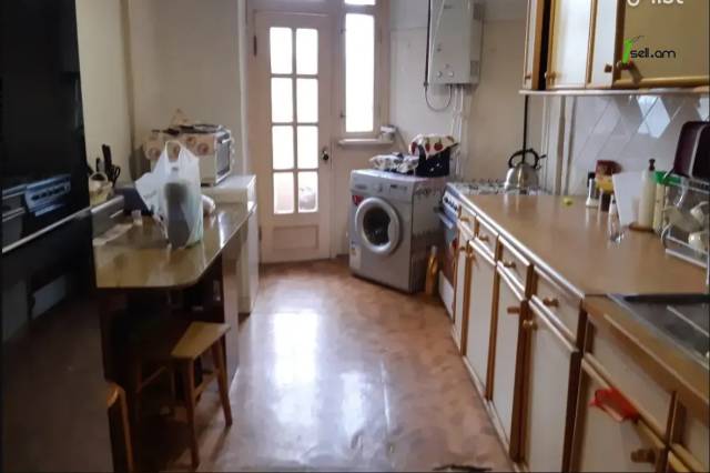 3 սենյականոց բնակարան Բաշինջաղյան փողոցում, 80 քմ, 6/16 հարկ, մի քանի պատշգամբ, մասնակի վերանորոգում