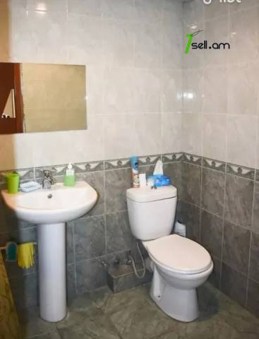 2 սենյականոց բնակարան Մամիկոնյանց փողոցում, 52 քմ, 7/14 հարկ, եվրովերանորոգված