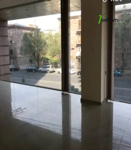 Գրասենյակային տարածք Սայաթ-Նովայի պողոտայում կենտրոնում, 45 քմ