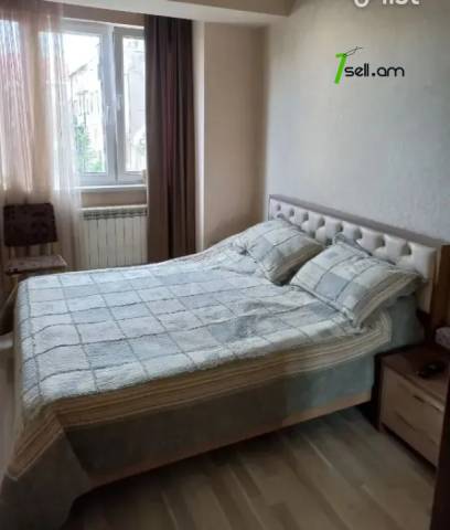 4 սենյականոց բնակարան Թամանյան փողոցում, 100 քմ, 2/5 հարկ, կապիտալ վերանորոգված, քարե շենք