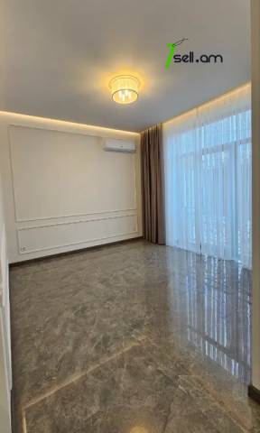 Երկու հարկանի քարե տուն Բագրևանդի 42-րդ փողոցում Նոր Նորքում, 1000 քմ, 3+ սանհանգույց