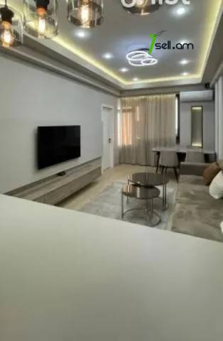 3 սենյականոց բնակարան նորակառույց շենքում Նելսոն Ստեփանյան փողոցում, 73 ք.մ., բարձր առաստաղներ