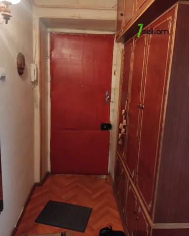 3 սենյականոց բնակարան Բաղրամյան պողոտայում, 115 ք.մ., 3/5 հարկ, քարե շենք