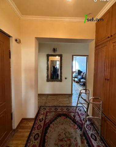 3 սենյականոց բնակարան, Դավթաշեն 1-ին թաղամաս, 98 ք.մ., 5/9 հարկ, մասնակի վերանորոգում