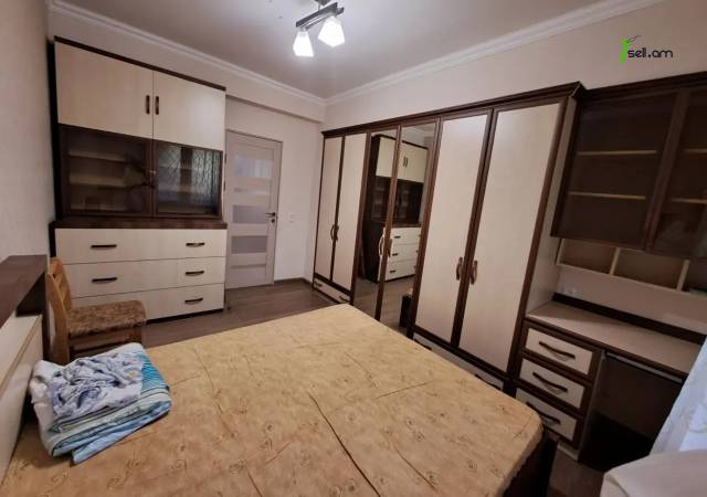 2 սենյականոց բնակարան Դերենիկ Դեմիրճյանի փողոցում, 65 ք.մ., 2/9 հարկ, կապիտալ վերանորոգված