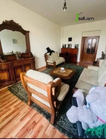 3 սենյականոց բնակարան Խորենացու փողոցում, 94 քմ, 3/9 հարկ, կապիտալ վերանորոգված
