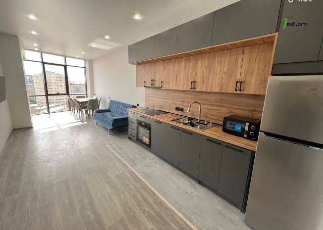 5 սենյականոց բնակարան նորակառույց շենքում Վարդանանց փողոցում, 121 քմ, 10/16 հարկ, 2 սանհանգույց